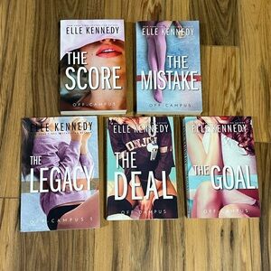 Elle Kennedy Off-Campus Book Set